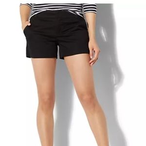 New York & Co. Hampton 4" short